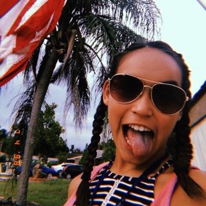 Meet your Posher, Daniela